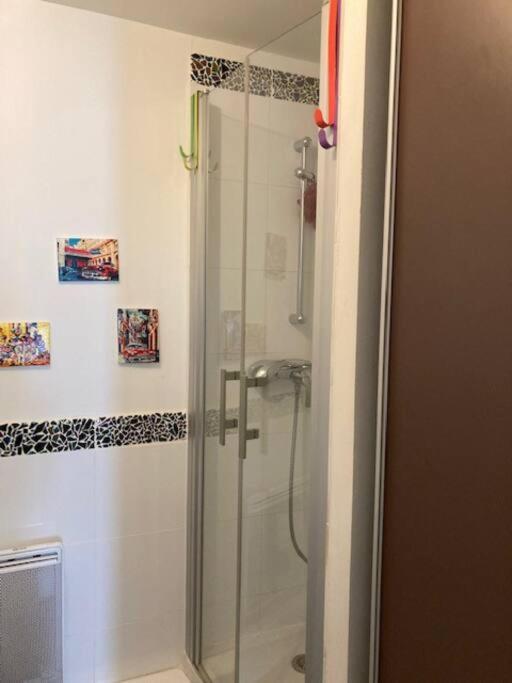 Ferienwohnung Loft Au Coeur De Nîmes Exterior foto